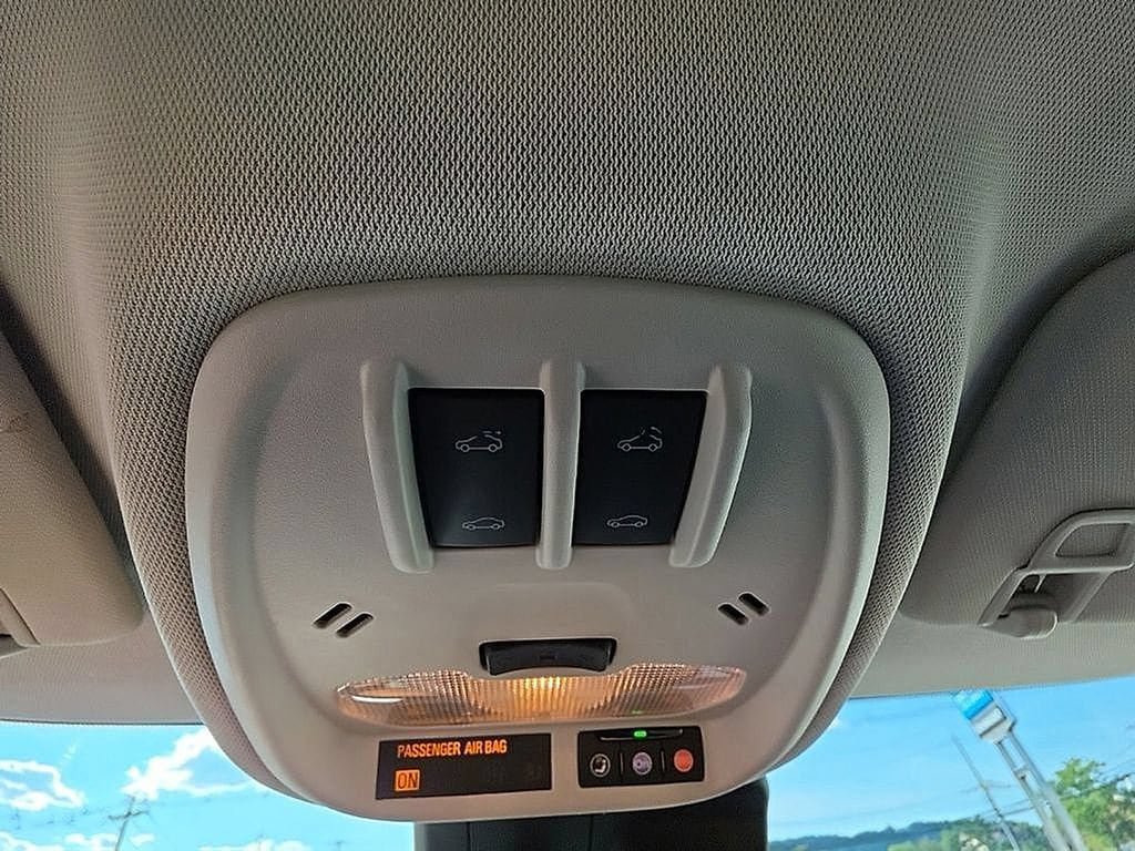 Used 2024 Chevrolet Trax ACTIV w/ Sunroof Package FWD image 21