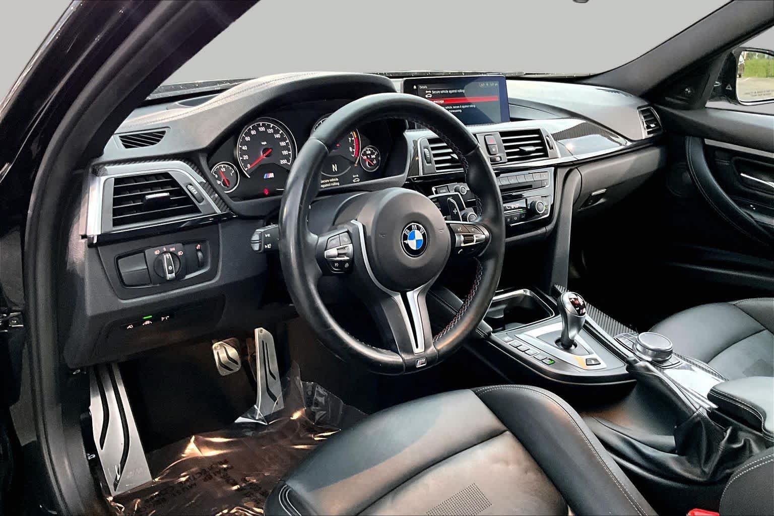Used 2018 BMW M3 RWD image 18