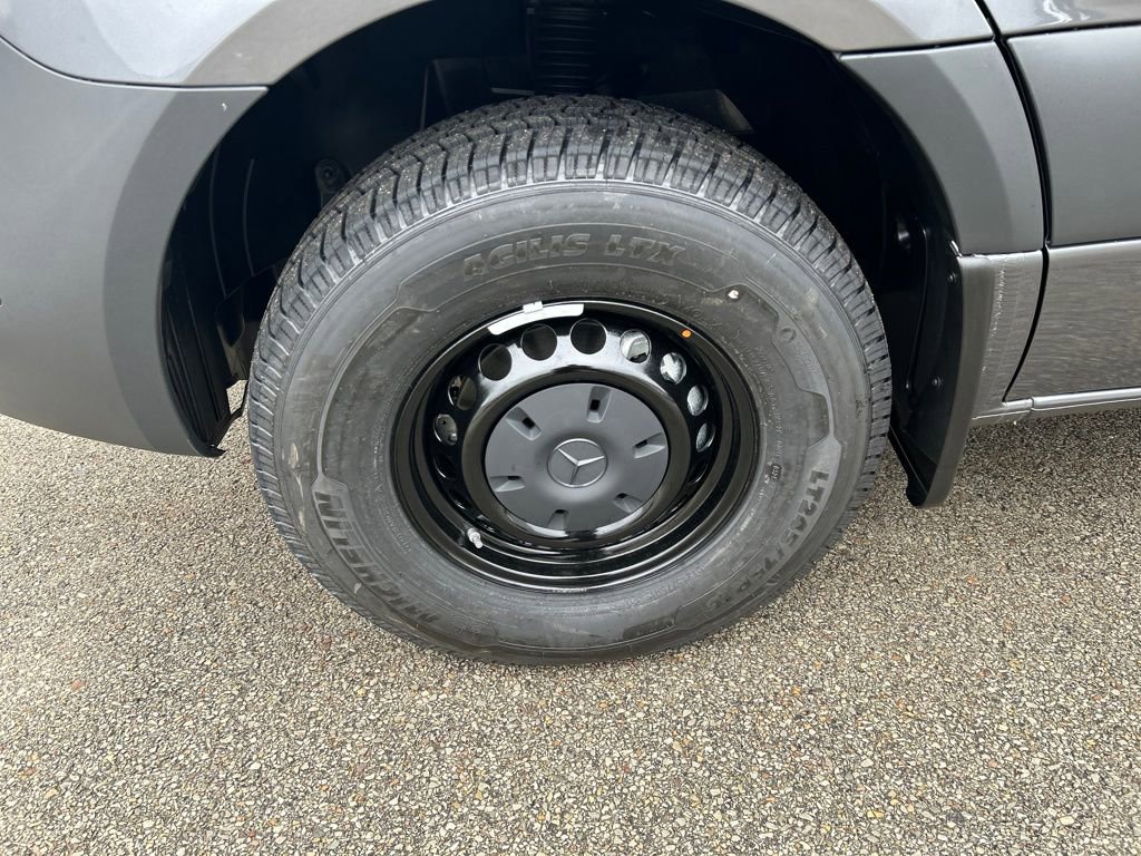 New 2026 Mercedes-Benz Sprinter 2500 image 24