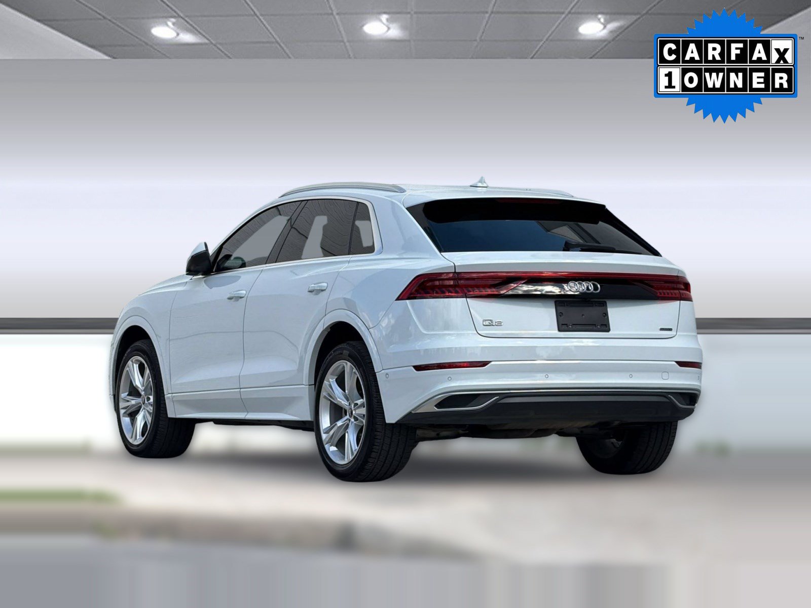 Used 2022 Audi Q8 Premium AWD/4WD image 3