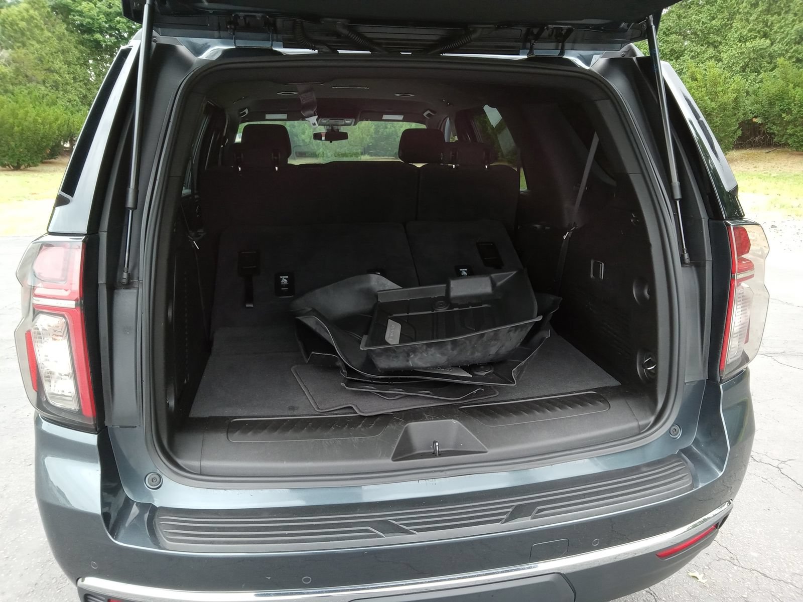 Used 2021 Chevrolet Tahoe LS AWD/4WD image 25