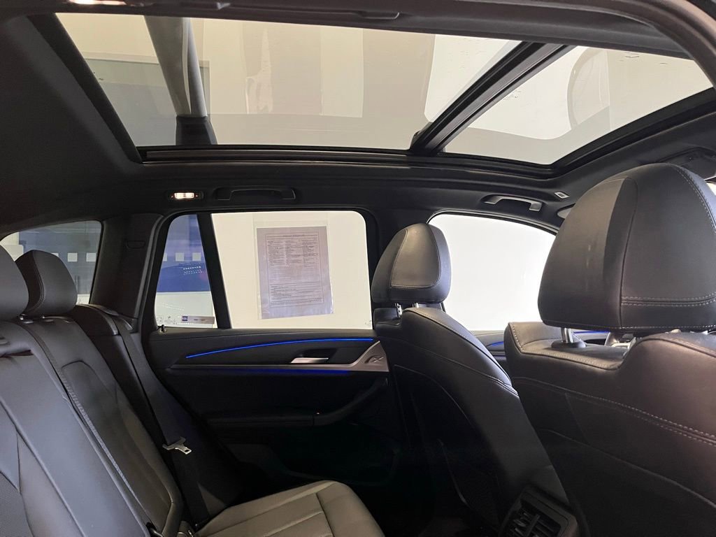 Used 2024 BMW X3 M40i w/ Premium Package image 28