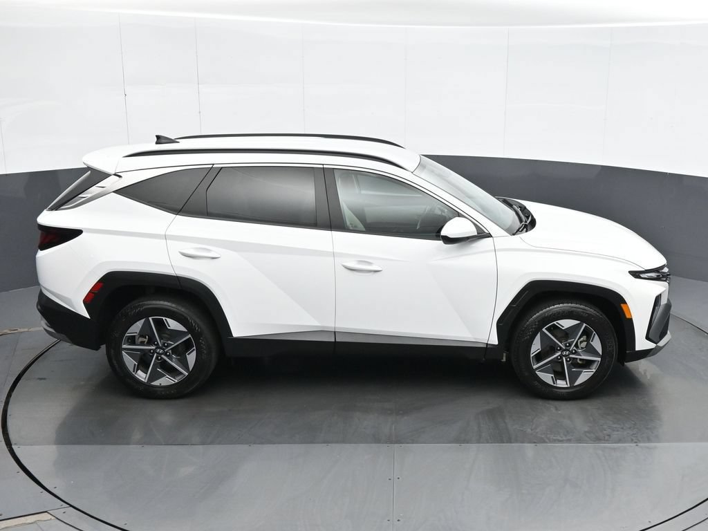 Used 2025 Hyundai Tucson SEL AWD/4WD image 22