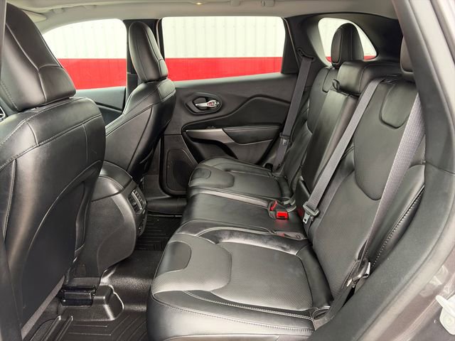 Used 2022 Jeep Cherokee Limited w/ Elite Package AWD/4WD image 39