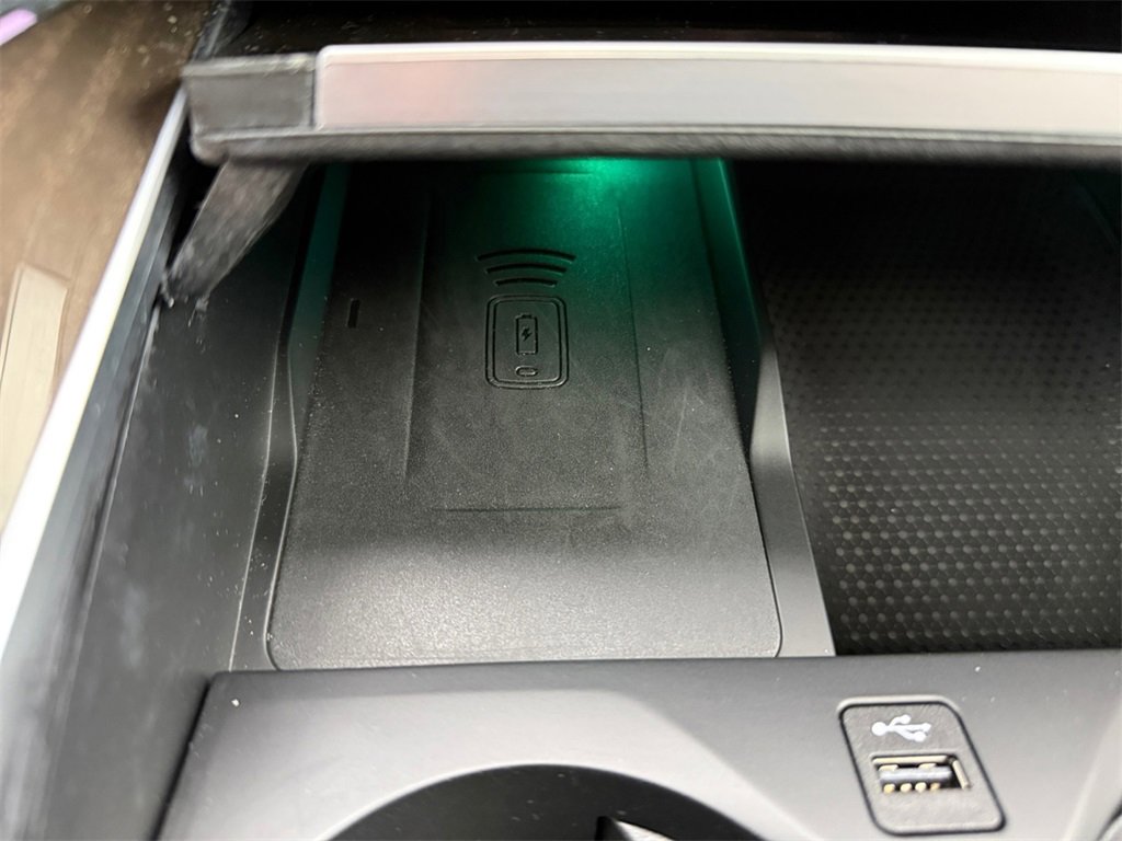 Certified 2023 BMW X6 xDrive40i w/ M Sport Package image 27