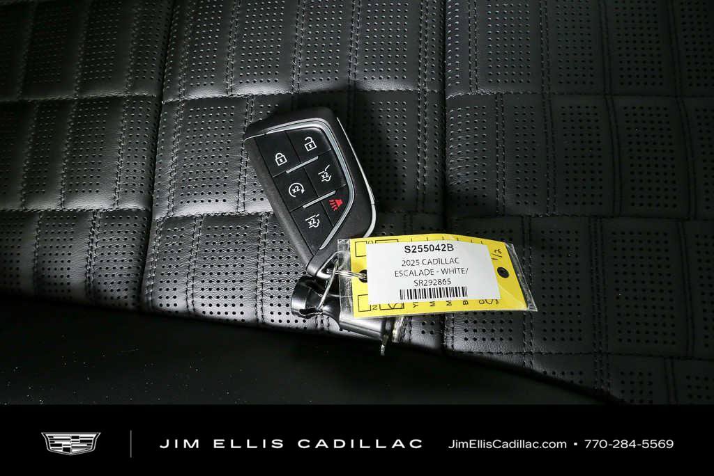 Certified 2025 Cadillac Escalade ESV Sport Platinum AWD/4WD image 43