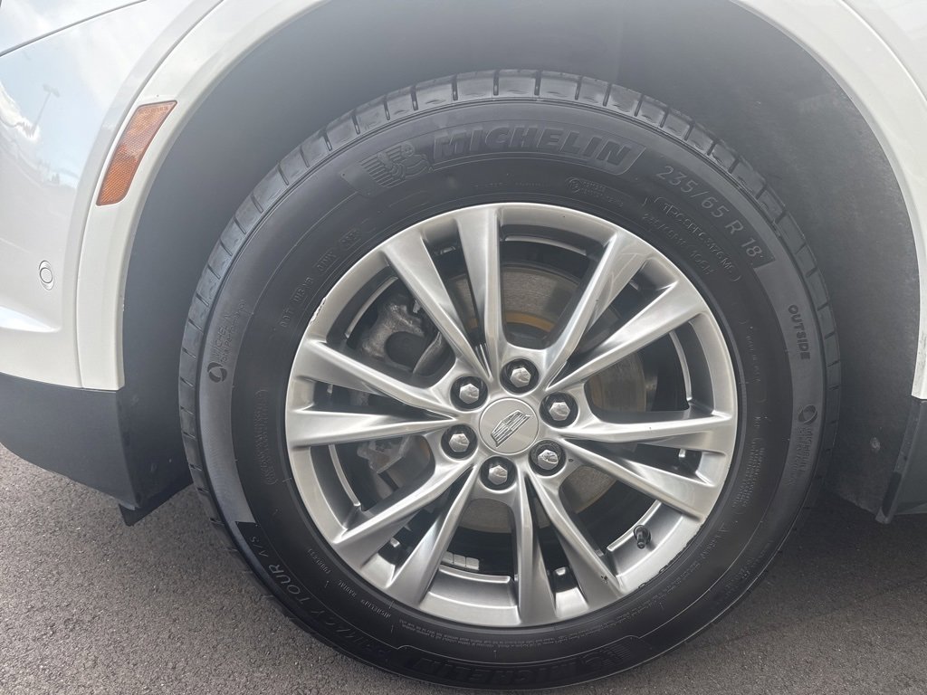 Used 2022 Cadillac XT5 Premium Luxury w/ Technology Package image 12