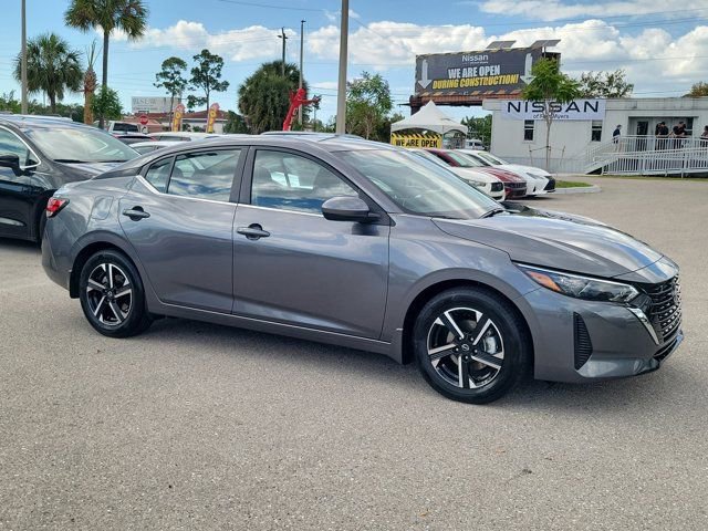 Used 2025 Nissan Sentra SV image 2