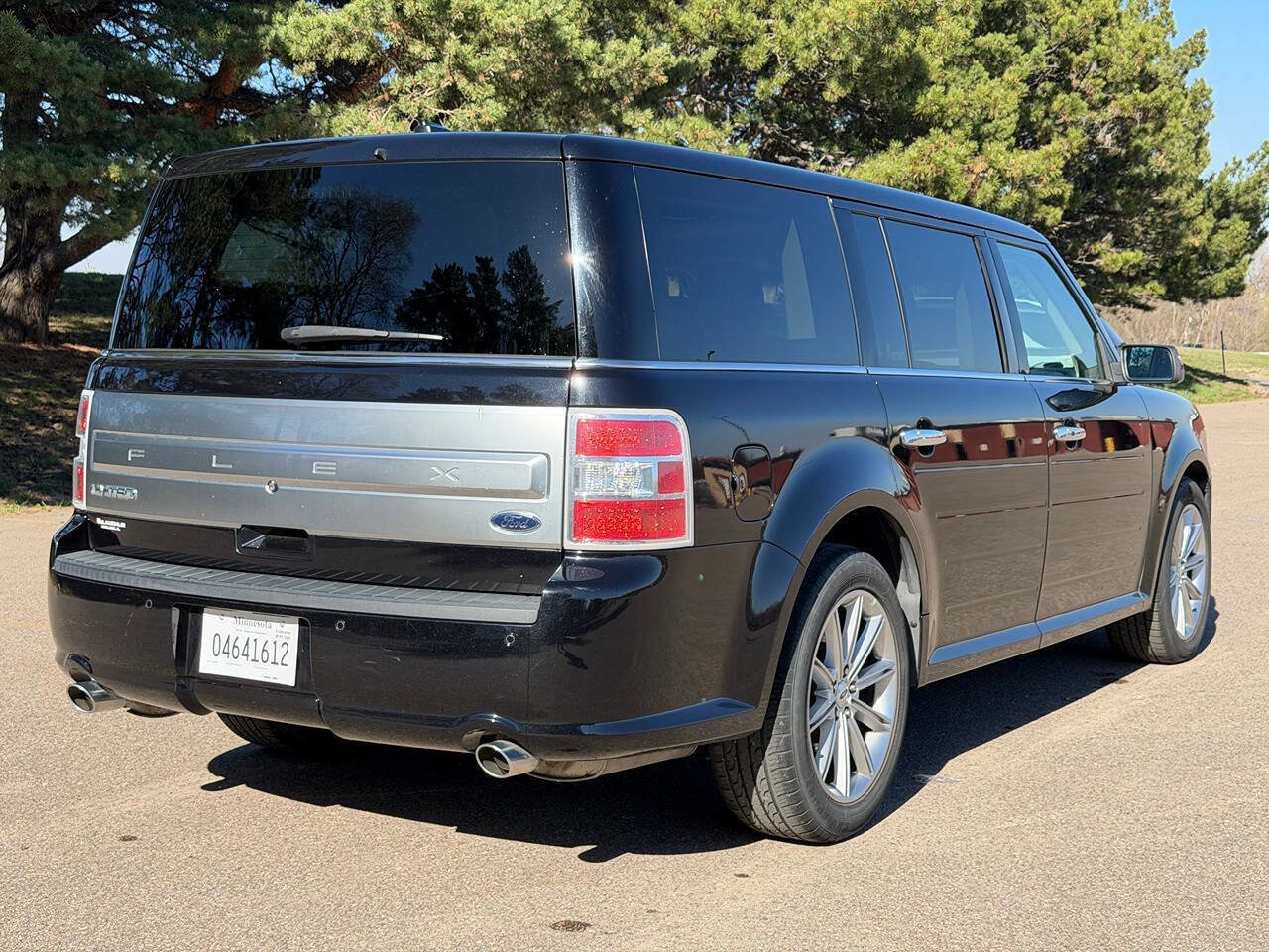 Used 2019 Ford Flex Limited FWD image 3