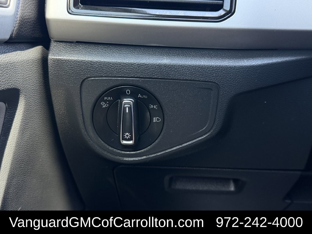 Used 2022 Volkswagen Atlas SE FWD image 22