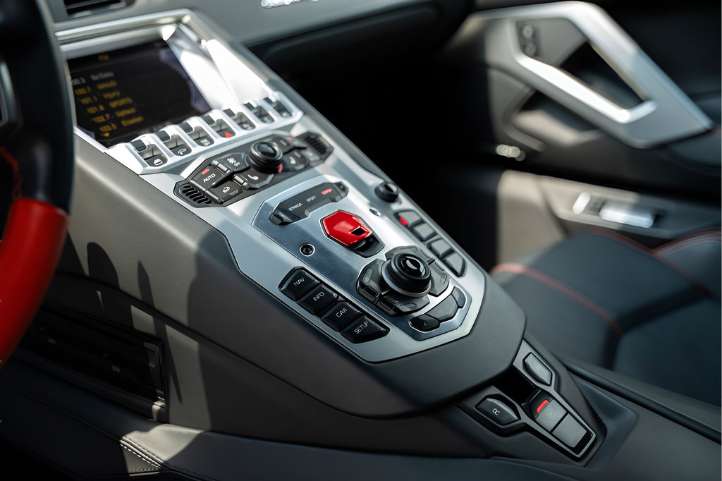 Used 2014 Lamborghini Aventador LP 700-4 AWD/4WD image 32