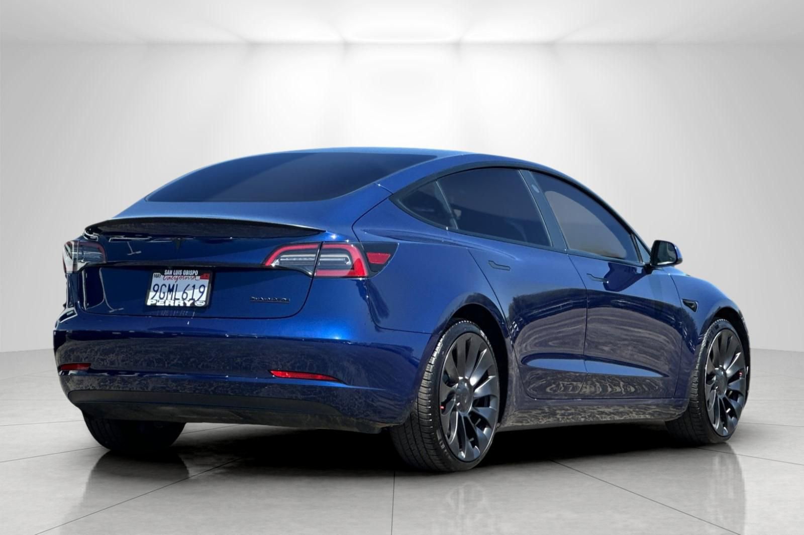 Used 2023 Tesla Model 3 Performance AWD/4WD image 3