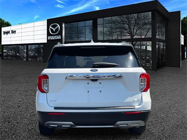 Used 2020 Ford Explorer XLT w/ Equipment Group 202A image 5