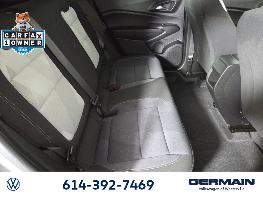 Used 2025 Chevrolet Trax RS w/ Driver Confidence Package image 21