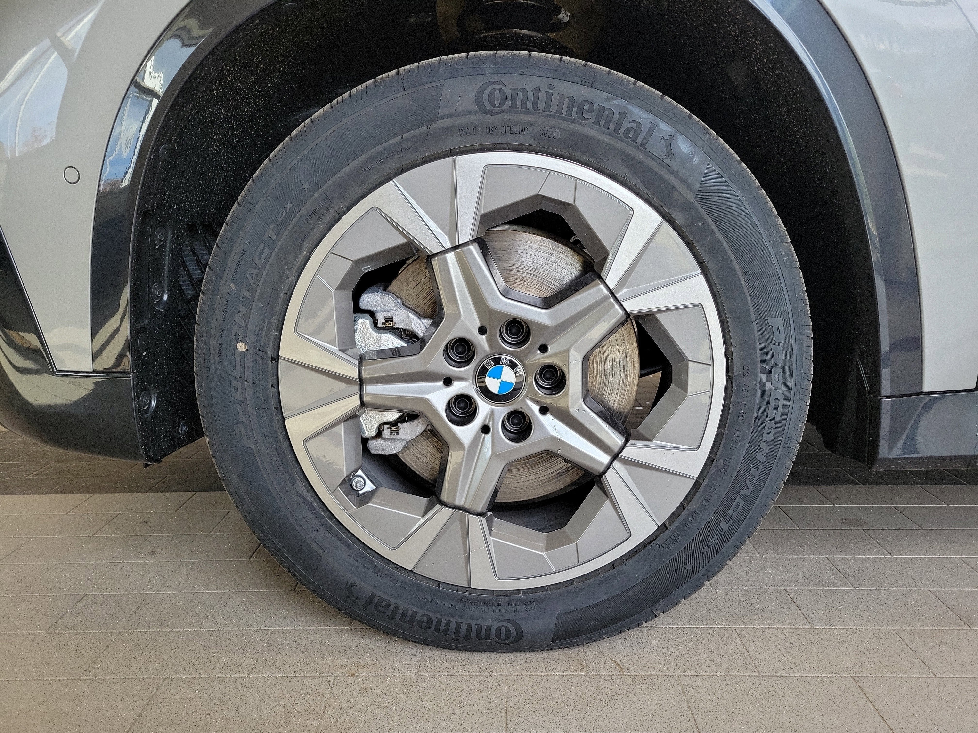 New 2026 BMW X1 xDrive28i w/ Technology Package AWD/4WD image 11