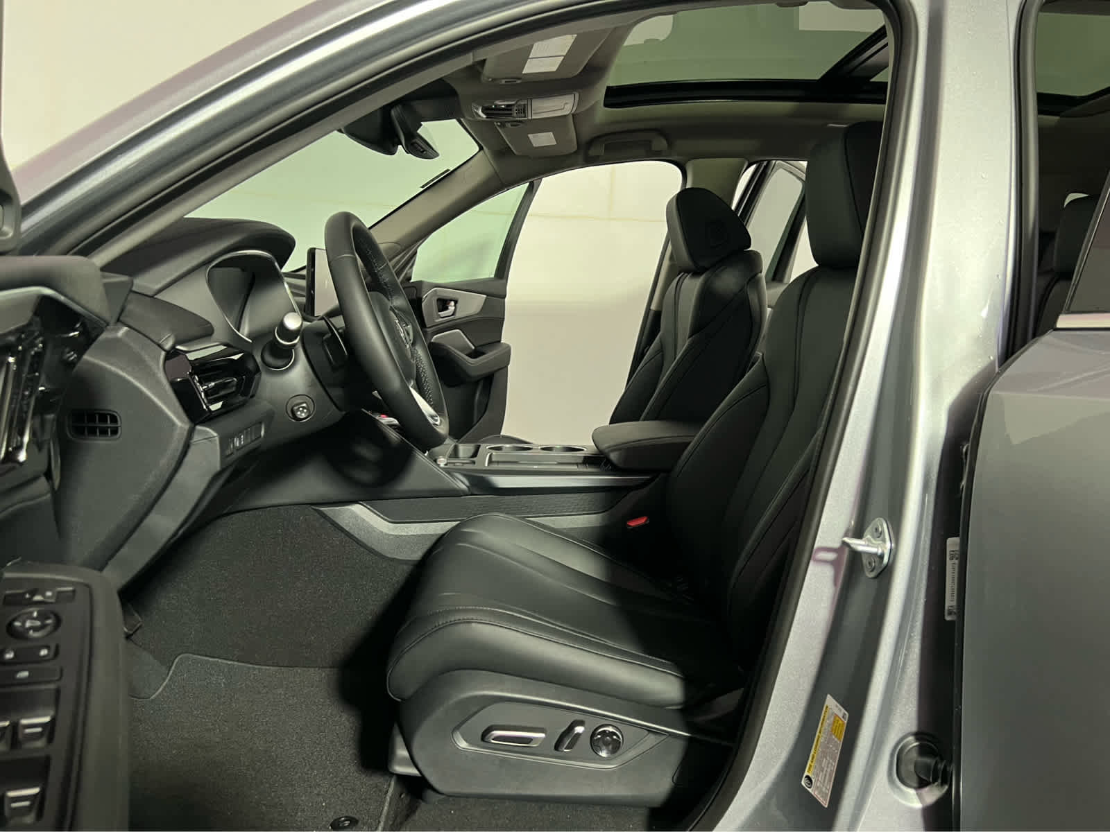 New 2026 Acura MDX SH-AWD image 13