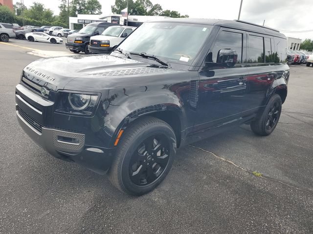 Used 2023 Land Rover Defender 110 X-Dynamic SE AWD/4WD image 2