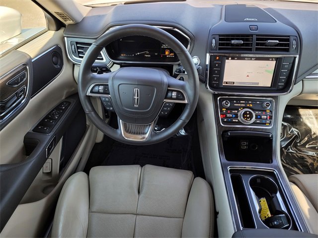 Used 2019 Lincoln Continental Reserve image 10