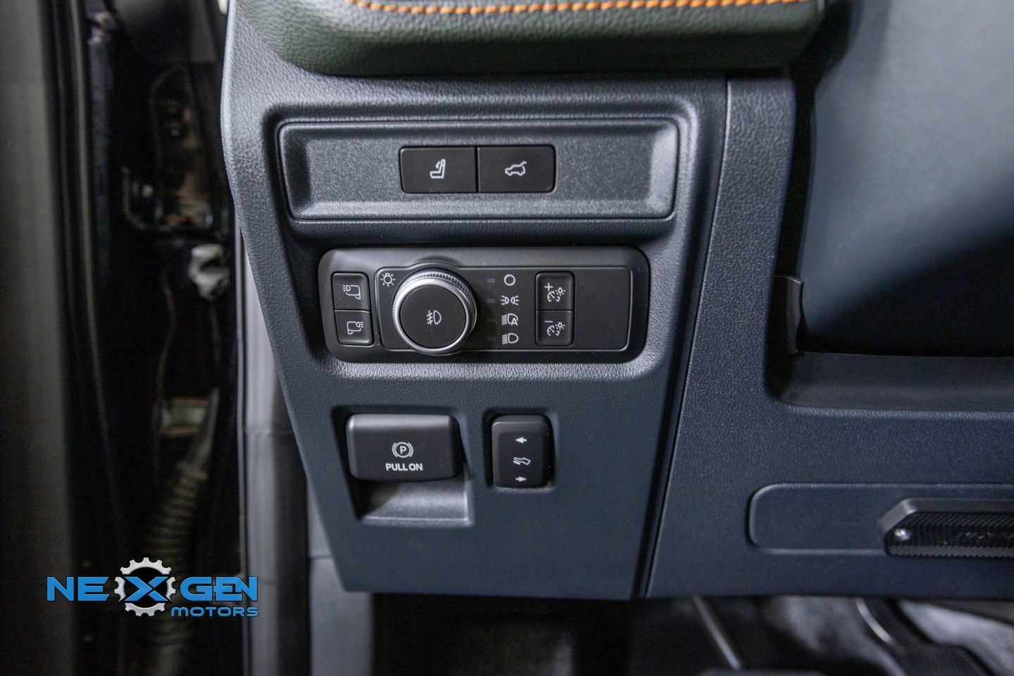 Used 2022 Ford Expedition Timberline w/ Equipment Group 501A AWD/4WD image 13