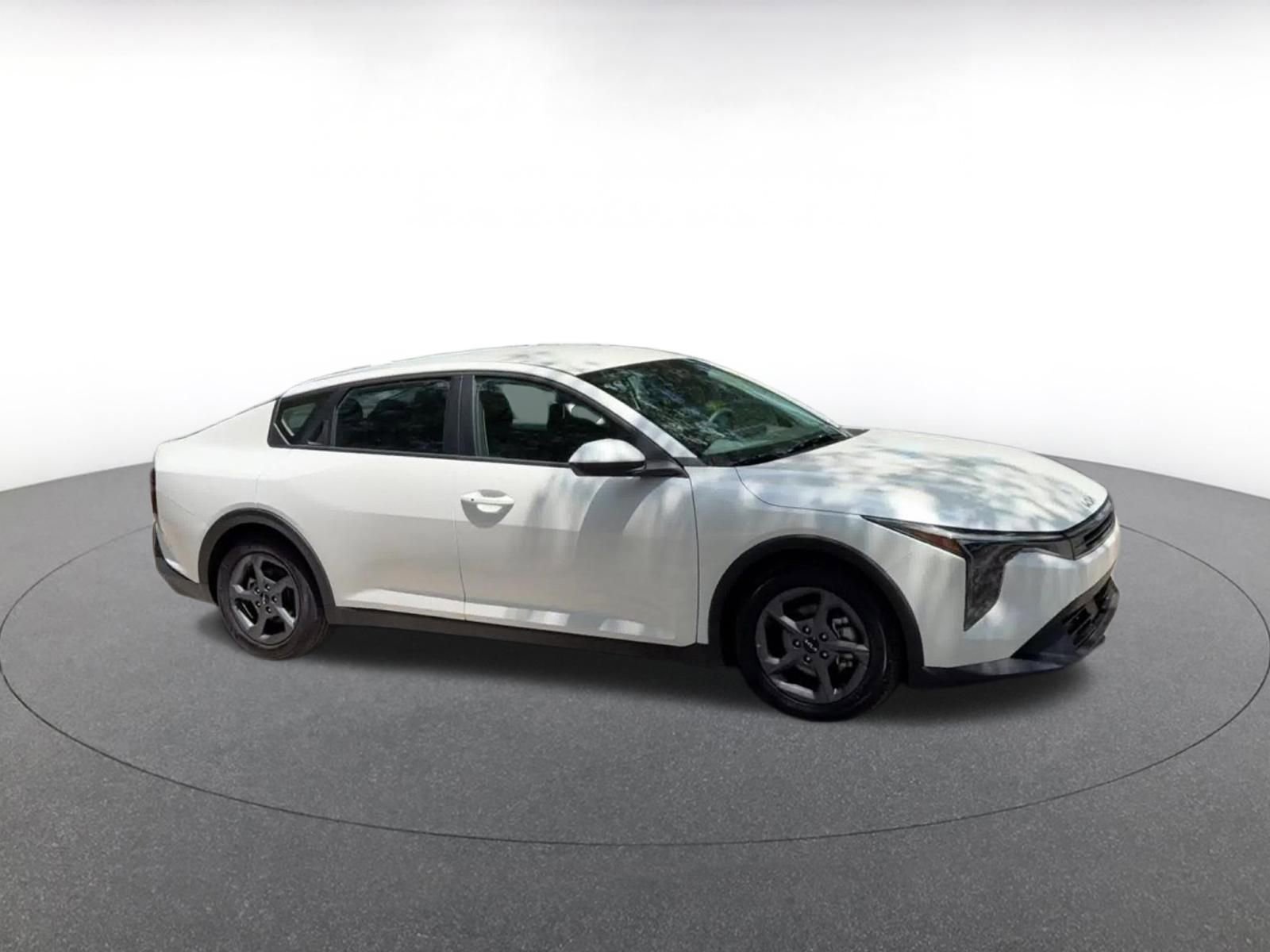 Used 2025 Kia K4 FWD video 2