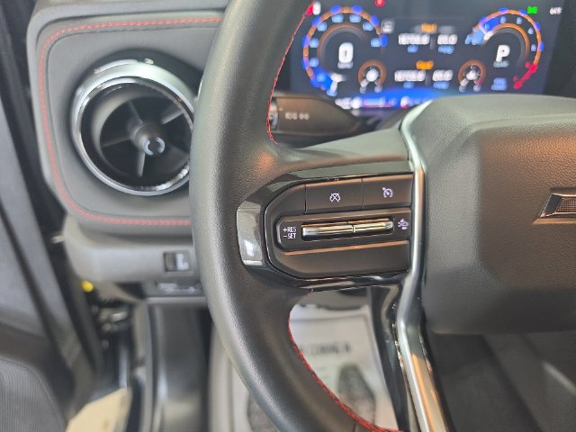 Used 2024 Chevrolet Colorado Z71 w/ Z71 Convenience Package 2 AWD/4WD image 18