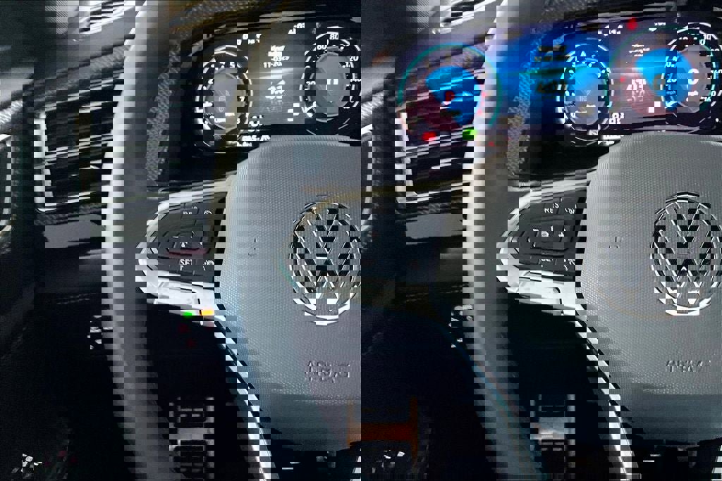 New 2026 Volkswagen Atlas Cross Sport SEL R-Line image 22