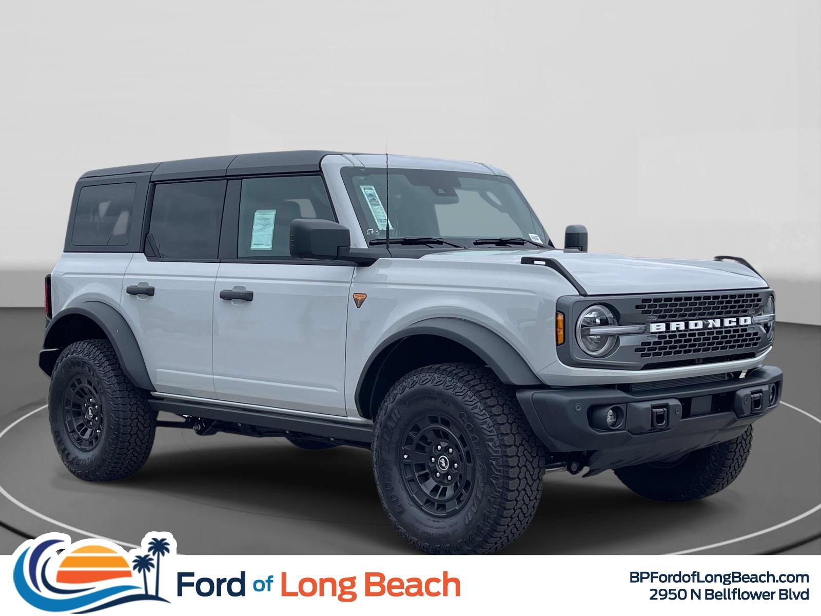 New 2026 Ford Bronco Badlands AWD/4WD image 1