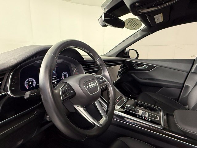 Used 2019 Audi Q8 Premium Plus w/ Premium Plus AWD/4WD image 17