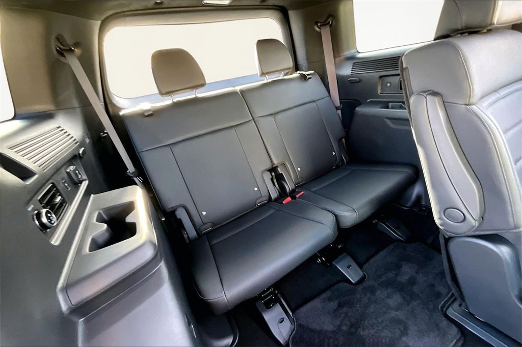 Used 2025 Hyundai Santa Fe Calligraphy image 28