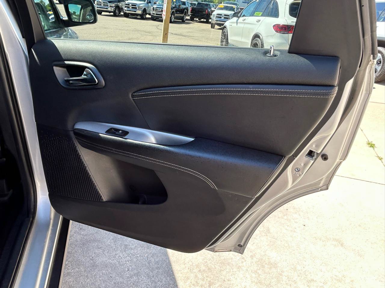 Used 2014 Dodge Journey Limited w/ Sun/Sound & Wheel Group AWD/4WD image 15