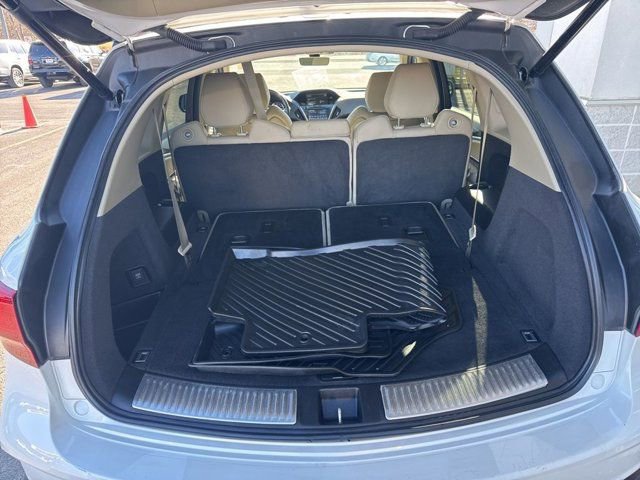 Used 2020 Acura MDX SH-AWD image 11