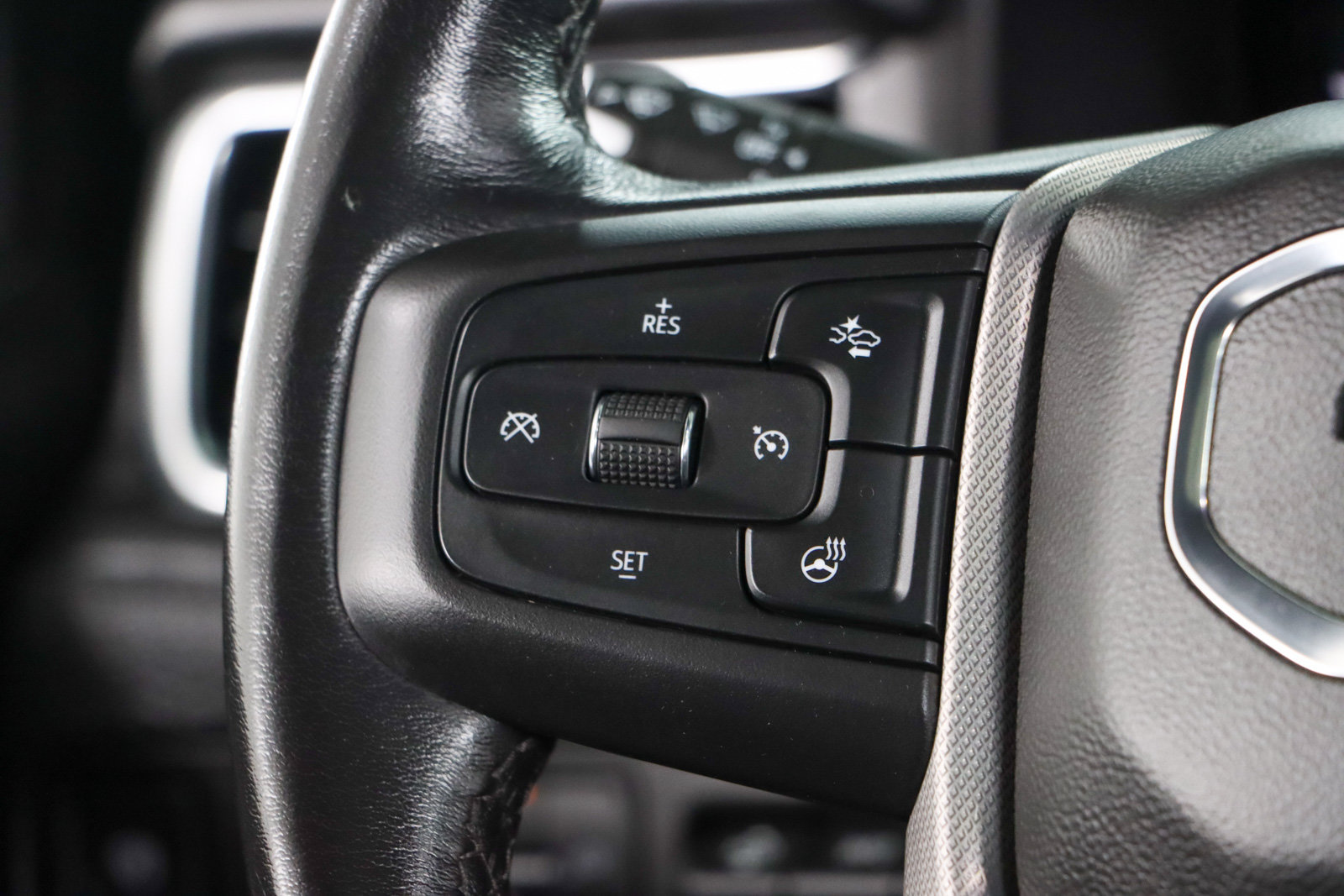 Used 2022 GMC Yukon Denali AWD/4WD image 14