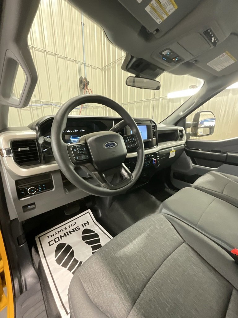 Used 2025 Ford F250 XL w/ 360-Degree Camera Package image 9