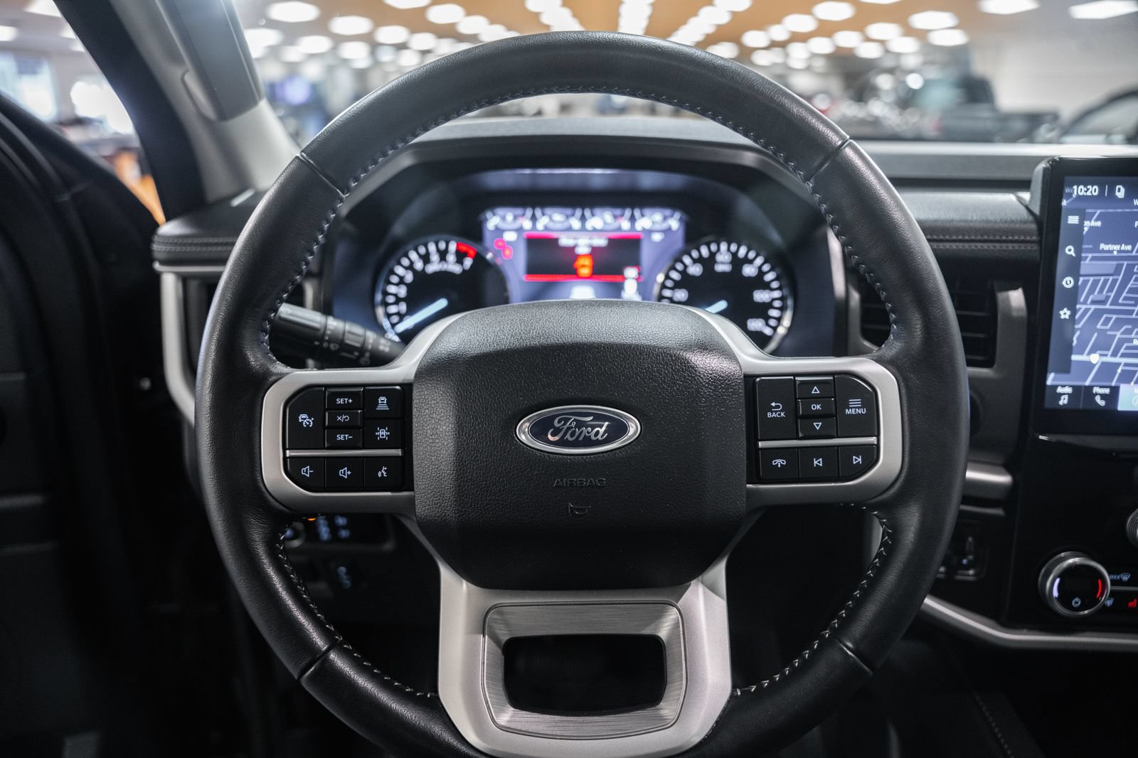 Used 2023 Ford Expedition XLT AWD/4WD image 40