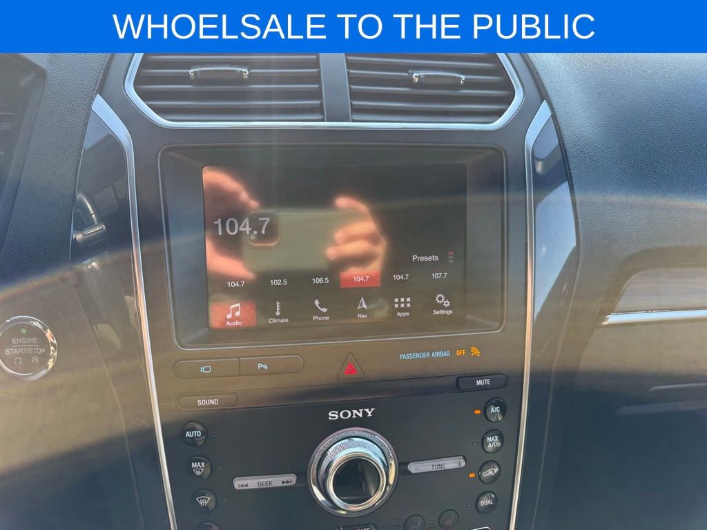 Used 2019 Ford Explorer Limited w/ Class III Trailer Tow Package FWD image 37