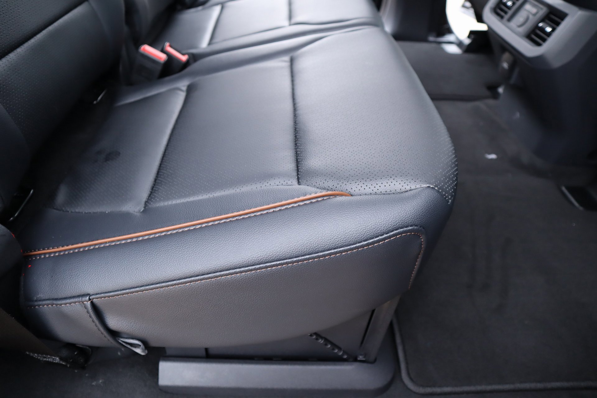 New 2026 Ford F250 Lariat w/ Tremor Off-Road Package image 16