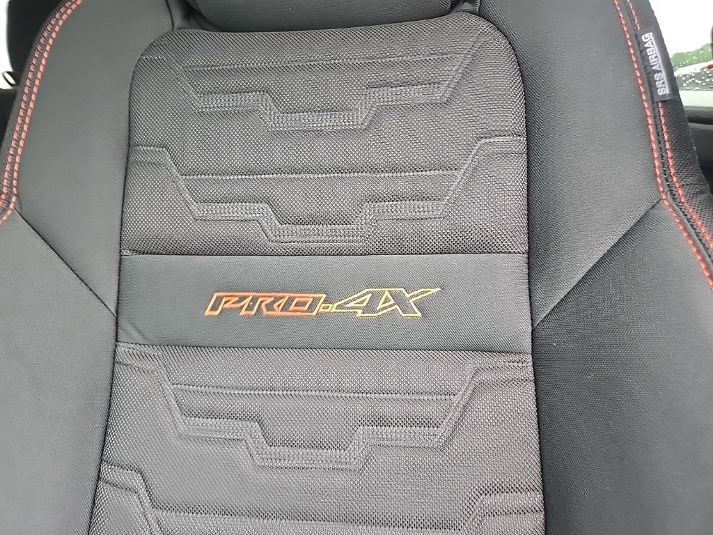 New 2026 Nissan Frontier PRO-4X w/ Pro-4x Convenience Package image 16
