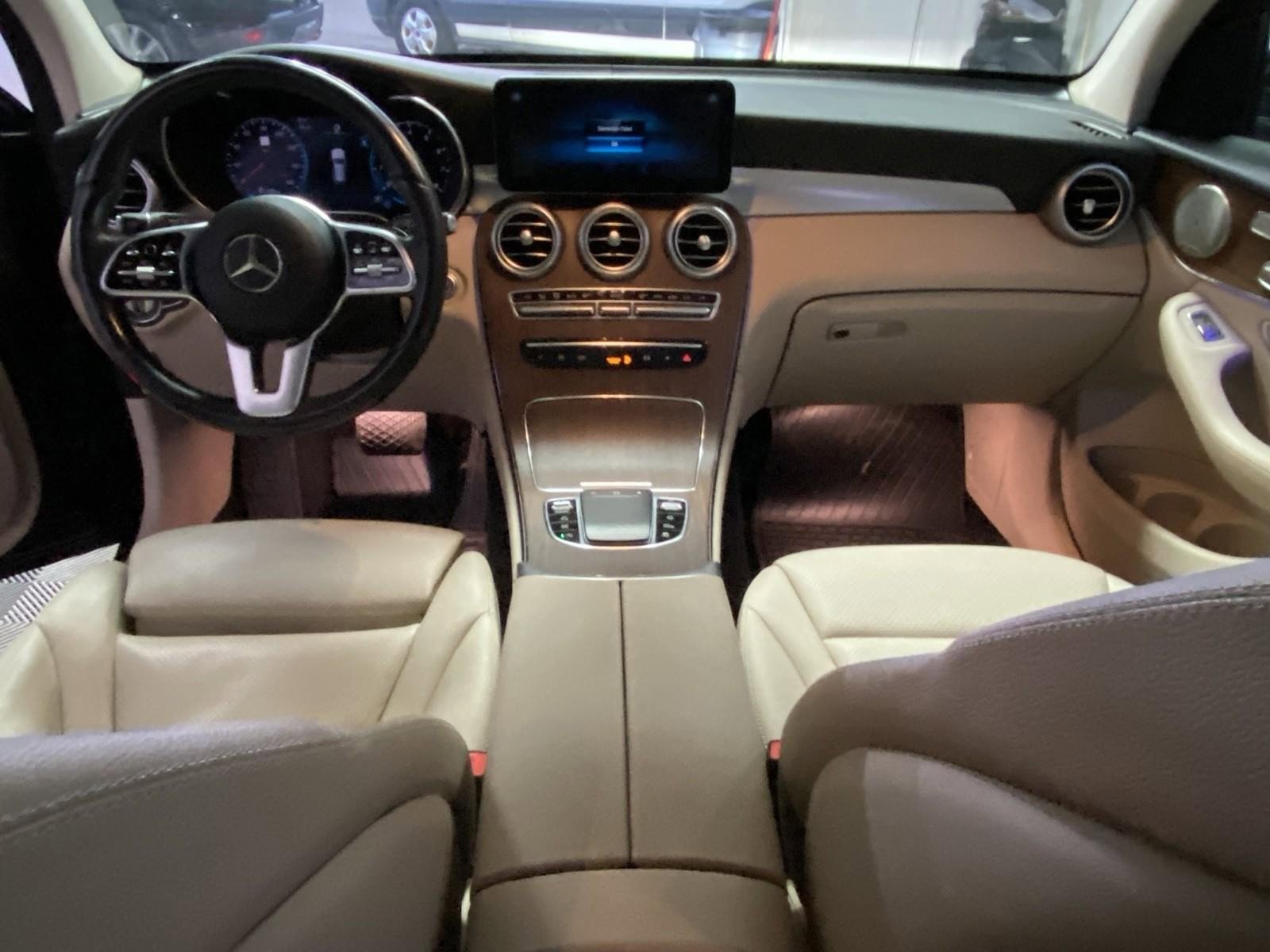 Used 2021 Mercedes-Benz GLC 300 4MATIC image 14