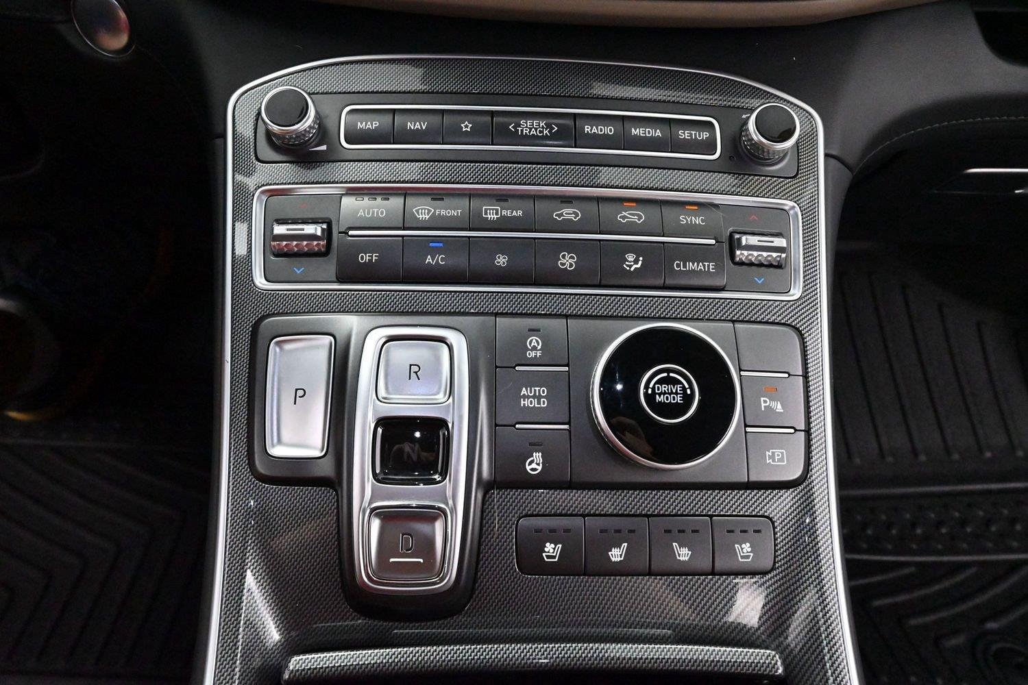 Used 2021 Hyundai Santa Fe Limited FWD image 26