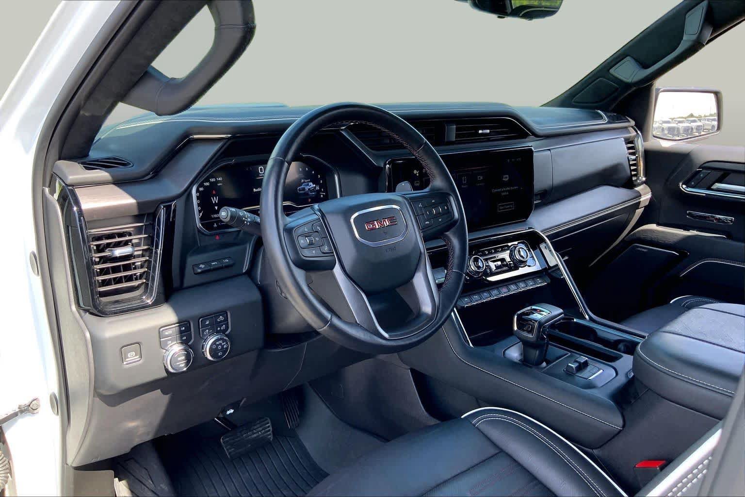 Used 2024 GMC Sierra 1500 AT4X w/ AT4X AEV Edition AWD/4WD image 32