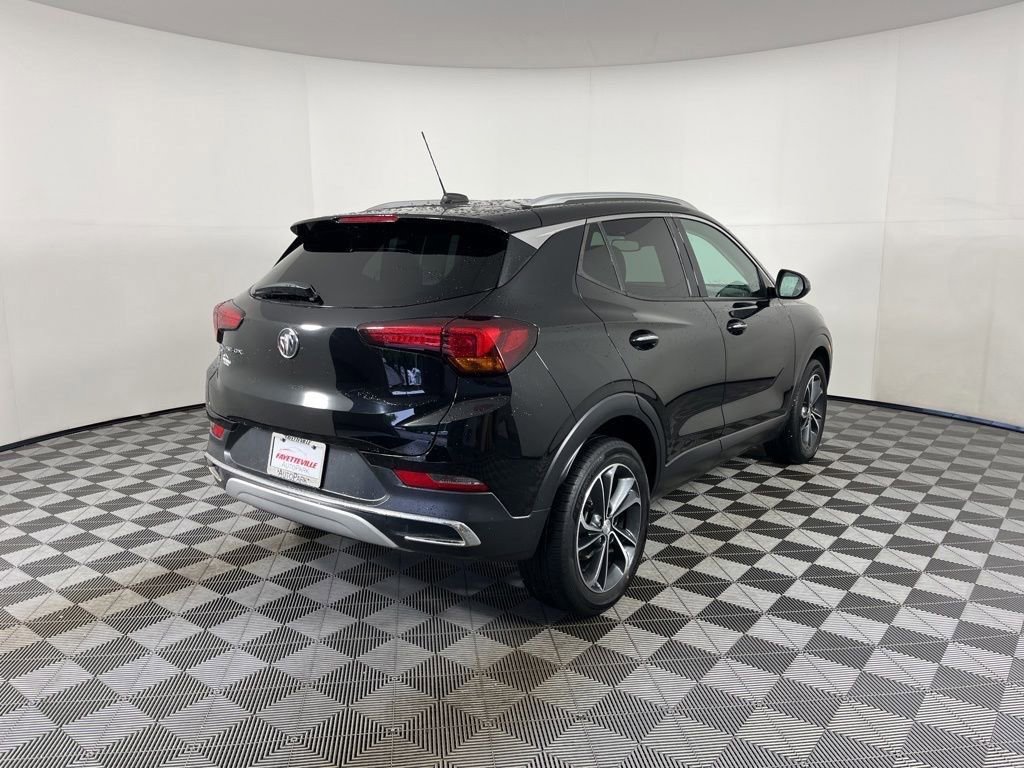 Used 2021 Buick Encore GX Essence AWD/4WD image 4