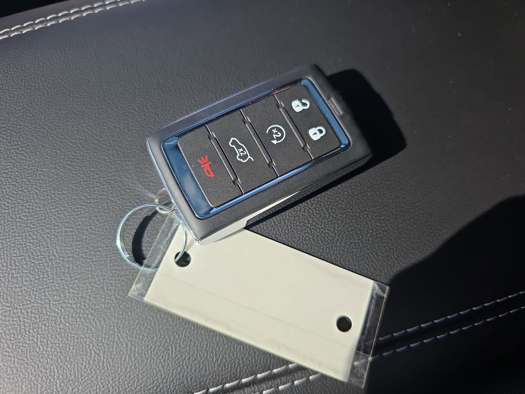 New 2026 Jeep Grand Cherokee L 4WD image 37