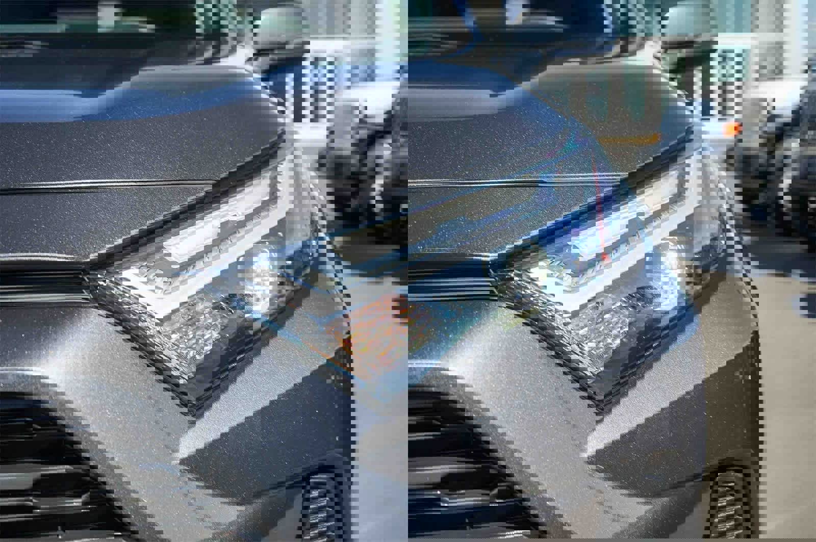 Used 2022 Toyota RAV4 XLE w/ Convenience Package image 8