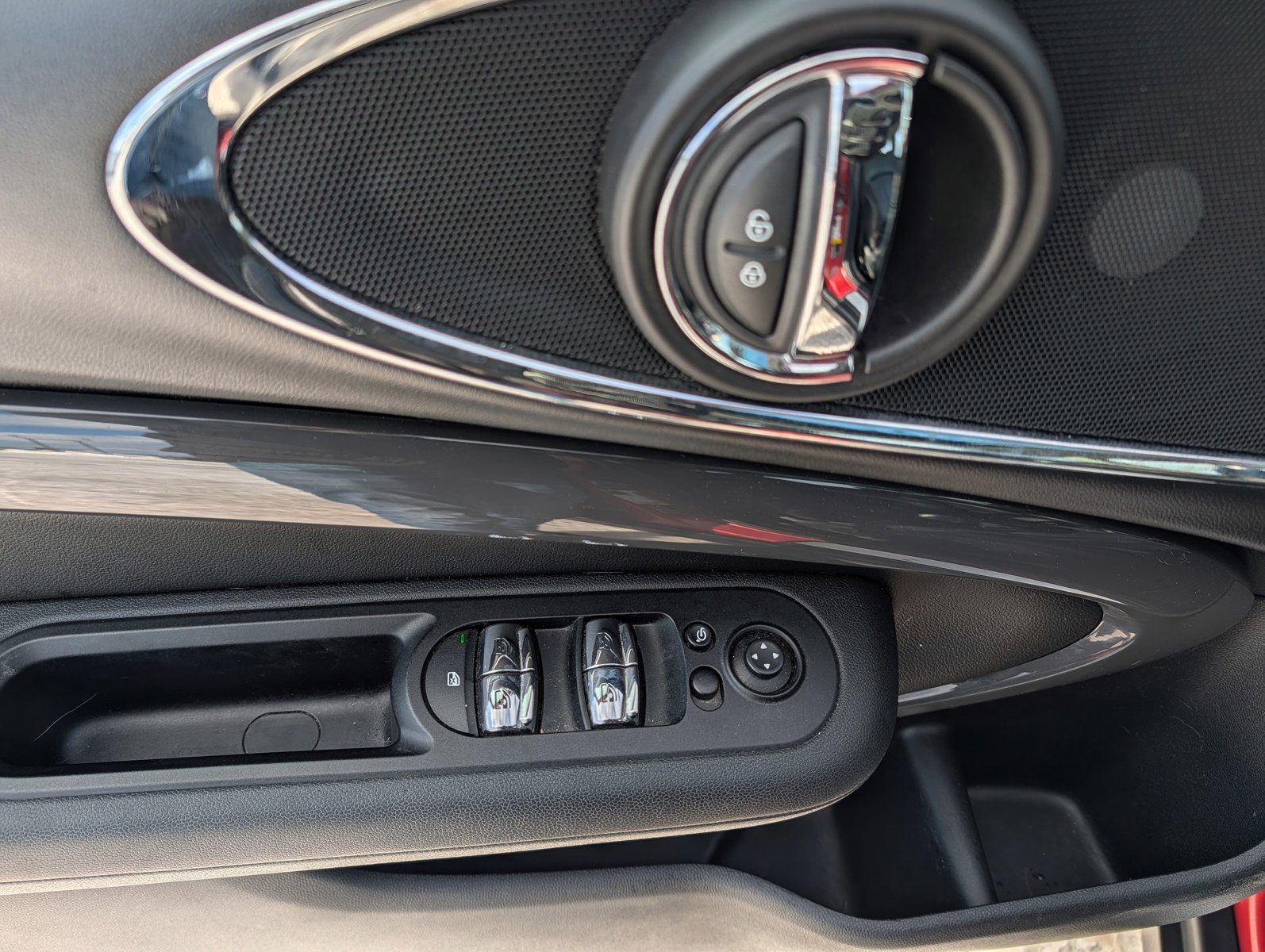 Used 2020 MINI Cooper Clubman S w/ Driver Assistance Package image 20