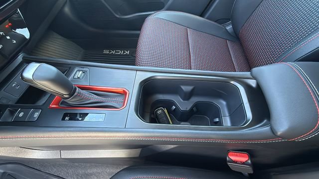 New 2026 Nissan Kicks SR w/ Cold Weather Package image 13