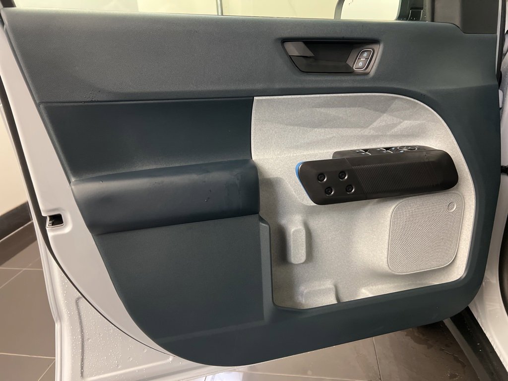 New 2025 Ford Maverick XLT w/ Equipment Group 301A image 27