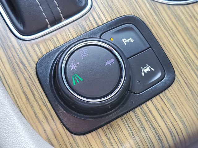 Used 2019 GMC Acadia Denali FWD image 24