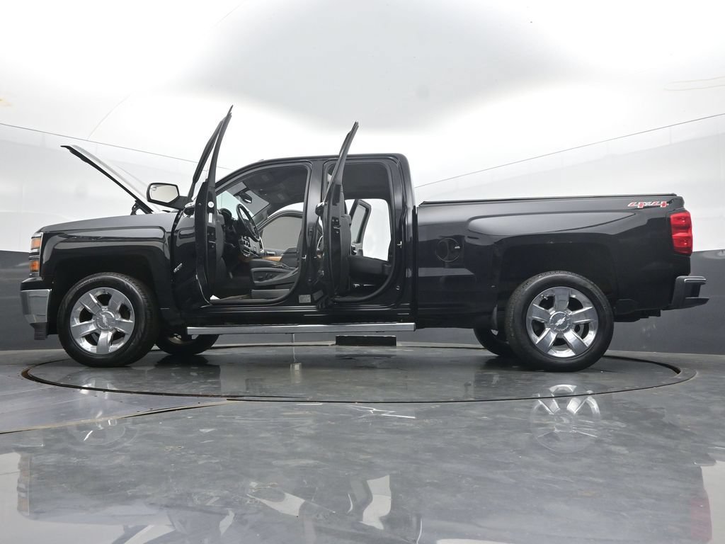 Used 2015 Chevrolet Silverado 1500 LTZ w/ LTZ Plus Package AWD/4WD image 64