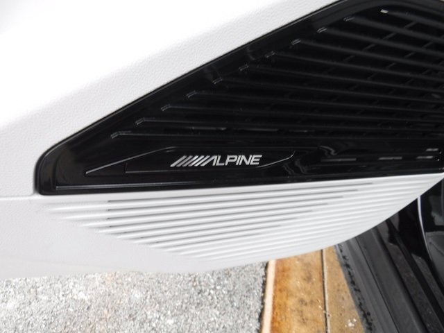 New 2026 Jeep Cherokee Overland image 39