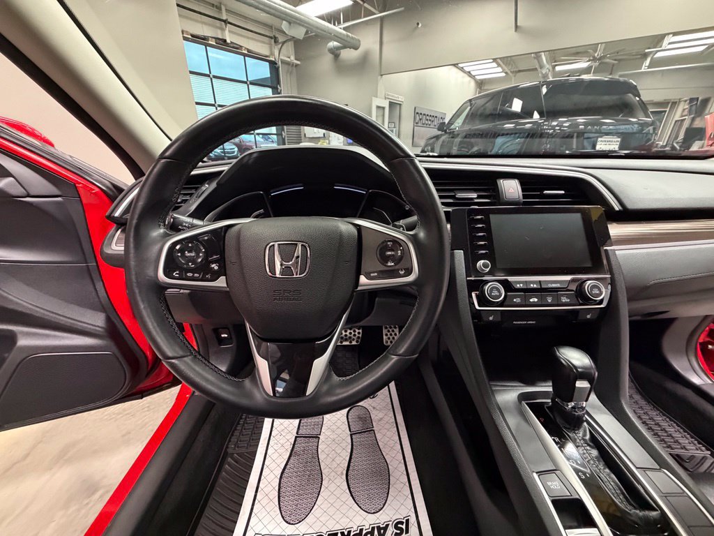 Used 2020 Honda Civic Touring image 12
